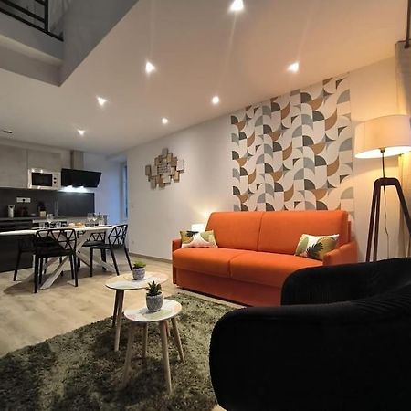 T2 -55M2- Elegant Et Chaleureux Apartment Монбризон Екстериор снимка